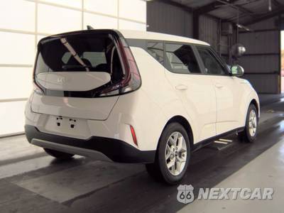 2025 Kia Soul LX - zdjęcie 4 z 31 - miniatura