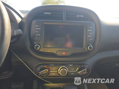 2025 Kia Soul LX - zdjęcie 11 z 31 - miniatura
