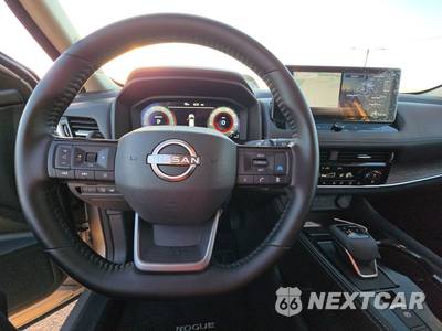 2026 Nissan Rogue Platinum - zdjęcie 10 z 22 - miniatura
