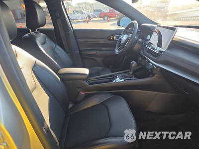 2025 Jeep Compass Trailhawk - zdjęcie 8 z 27 - miniatura