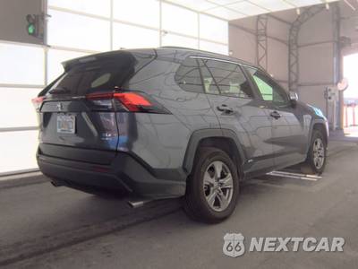 2025 Toyota RAV4 Hybrid XLE - zdjęcie 4 z 23 - miniatura