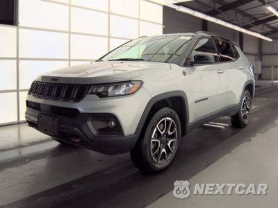 2025 Jeep Compass Trailhawk - zdjęcie 1 z 27 - miniatura
