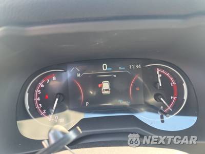 2025 Toyota RAV4 LE - zdjęcie 12 z 24 - miniatura