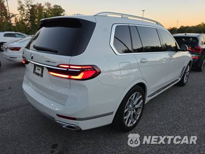 2025 BMW X7 xDrive40i - zdjęcie 4 z 23 - miniatura