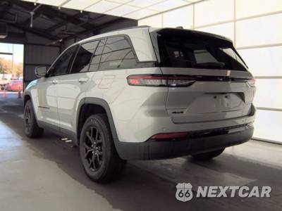 2025 Jeep Grand Cherokee Altitude - zdjęcie 6 z 27 - miniatura