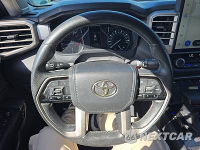 2023 Toyota Tundra Limited Crew Cab Short Bed - zdjęcie 10 z 42 - miniatura