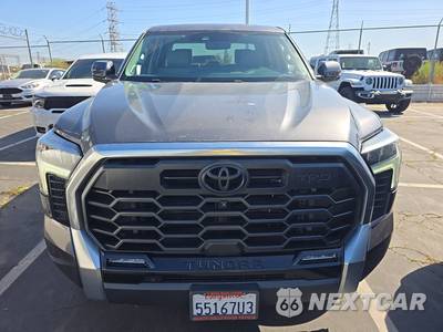 2023 Toyota Tundra Limited Crew Cab Short Bed - zdjęcie 2 z 42 - miniatura