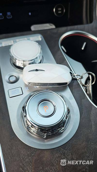 2026 Genesis GV80 2.5T Prestige - zdjęcie 18 z 19 - miniatura