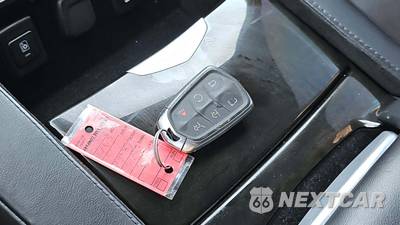 2019 Cadillac Escalade ESV Platinum 1SD - zdjęcie 22 z 28 - miniatura