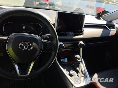 2024 Toyota RAV4 Adventure - zdjęcie 11 z 19 - miniatura