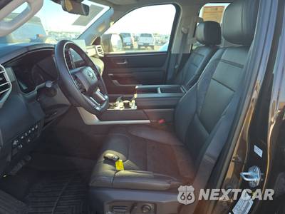 2023 Toyota Tundra Limited Crew Cab Short Bed - zdjęcie 7 z 23 - miniatura