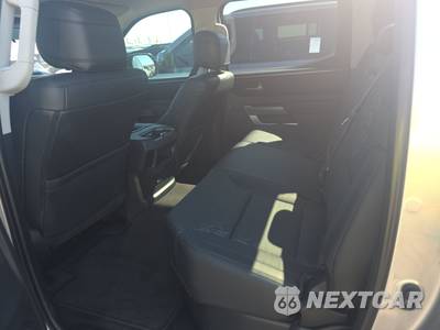 2024 Toyota Tundra SR5 Crew Cab Short Bed - zdjęcie 13 z 18 - miniatura