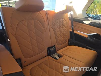 2024 BMW X7 Sports Activity Vehicle xDrive40i - zdjęcie 14 z 23 - miniatura