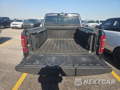 2021 Ram 1500 Limited Crew Cab Short Bed - zdjęcie 16 z 31 - miniatura