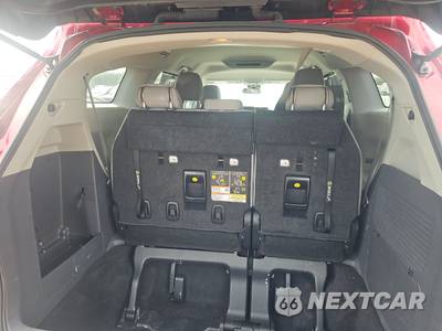 2023 Toyota Sienna LE 8-Passenger 120.5" WB - zdjęcie 17 z 20 - miniatura