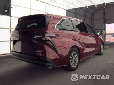 2023 Toyota Sienna LE 8-Passenger 120.5" WB - zdjęcie 4 z 20 - miniatura