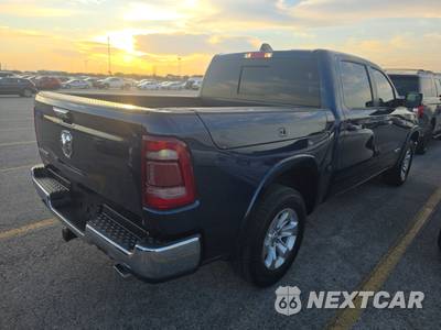 2021 Ram 1500 Laramie Crew Cab Short Bed - zdjęcie 4 z 17 - miniatura