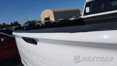 2023 Chevrolet Silverado 2500HD LTZ Crew Cab Medium Bed 1LZ - zdjęcie 27 z 44 - miniatura