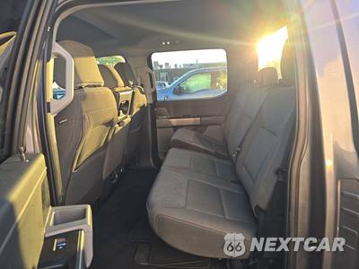 2025 Ford F-150 XLT Crew Cab Short Bed - zdjęcie 13 z 27 - miniatura