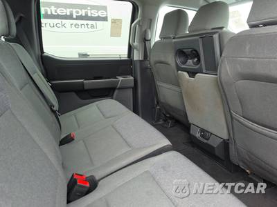 2025 Ford F-150 XLT Crew Cab Short Bed - zdjęcie 14 z 26 - miniatura