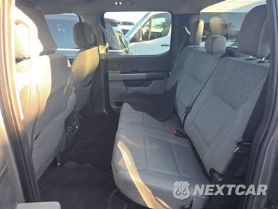 2025 Ford F-150 XLT Crew Cab Short Bed - zdjęcie 13 z 26 - miniatura