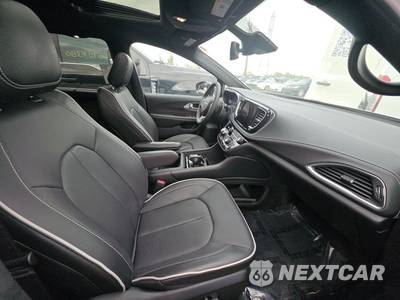 2026 Chrysler Pacifica Limited 121.6" WB - zdjęcie 8 z 21 - miniatura