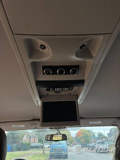 2016 Chrysler Town & Country Touring 121.2" WB - zdjęcie 19 z 22 - miniatura