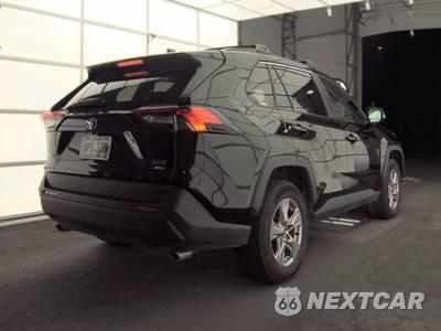 2025 Toyota RAV4 XLE - zdjęcie 4 z 29 - miniatura