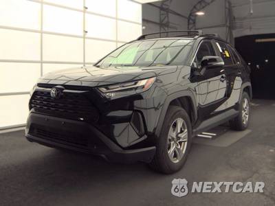 2025 Toyota RAV4 XLE - zdjęcie 1 z 29 - miniatura