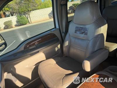 2001 Ford Excursion Limited - zdjęcie 38 z 39 - miniatura