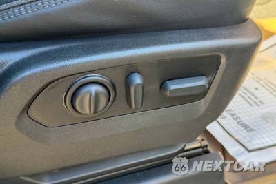 2023 Chevrolet Silverado 3500HD High Country Crew Cab Medium Bed 3LZ - zdjęcie 17 z 52 - miniatura