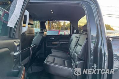 2019 Chevrolet Silverado 2500HD High Country Crew Cab Medium Bed 3LZ - zdjęcie 25 z 42 - miniatura