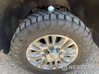 2020 Chevrolet Silverado 2500HD High Country Crew Cab Medium Bed 3LZ - zdjęcie 27 z 30 - miniatura