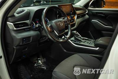 2021 Toyota Highlander LE - zdjęcie 9 z 30 - miniatura