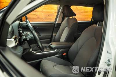 2021 Toyota Highlander LE - zdjęcie 10 z 30 - miniatura
