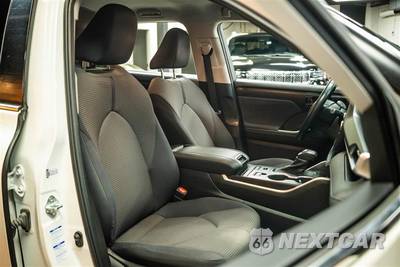 2021 Toyota Highlander LE - zdjęcie 16 z 30 - miniatura
