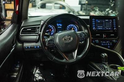 2022 Toyota Camry SE - zdjęcie 15 z 29 - miniatura