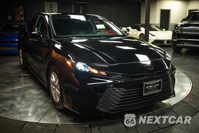 2025 Toyota Camry LE - zdjęcie 5 z 28 - miniatura