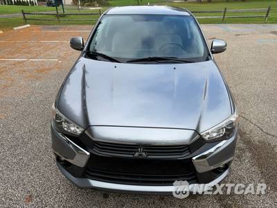 2017 Mitsubishi Outlander Sport LE - zdjęcie 36 z 41 - miniatura