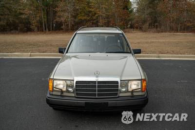 1987 Mercedes-Benz 300 TD Wagon - zdjęcie 18 z 47 - miniatura