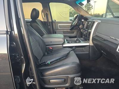 2016 Ram 2500 Big Horn Crew Cab Medium Bed - zdjęcie 8 z 21 - miniatura
