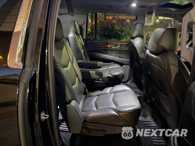 2018 Cadillac Escalade ESV Luxury 1SB - zdjęcie 41 z 83 - miniatura