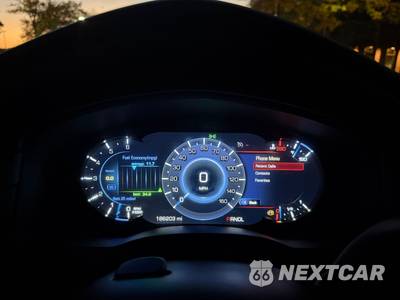 2018 Cadillac Escalade ESV Luxury 1SB - zdjęcie 72 z 83 - miniatura