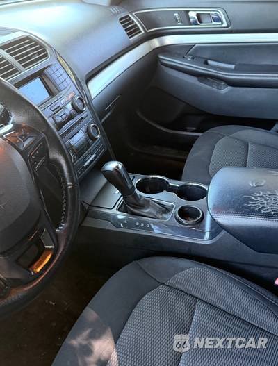 2017 Ford Explorer XLT - zdjęcie 1 z 6 - miniatura