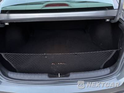 2025 Hyundai Elantra SEL Sport - zdjęcie 11 z 46 - miniatura