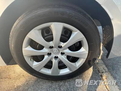 2023 Toyota Corolla LE Sedan - zdjęcie 23 z 36 - miniatura