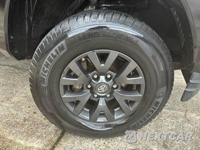 2020 Toyota Tacoma SR5 Crew Cab Medium Bed - zdjęcie 22 z 36 - miniatura