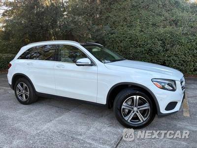 2017 Mercedes-Benz GLC 300 4MATIC - zdjęcie 2 z 37 - miniatura