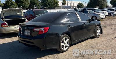2014 Toyota Camry SE - zdjęcie 3 z 16 - miniatura