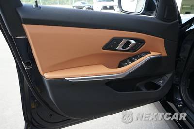 2025 BMW 3 Series Sedan 330i - zdjęcie 22 z 32 - miniatura